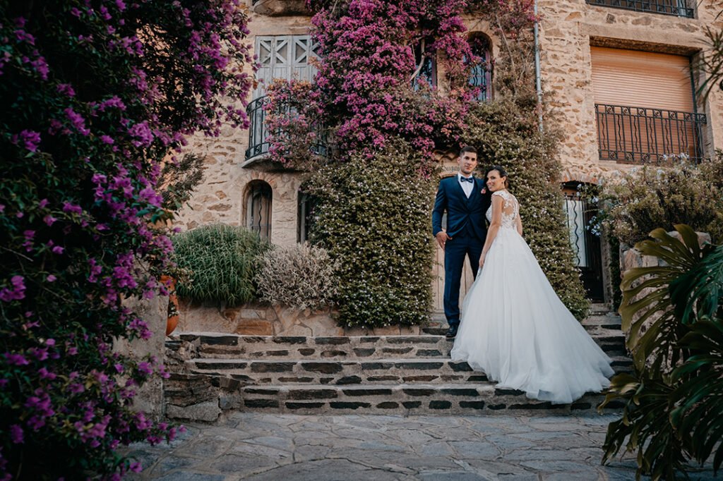 Photos de couples dans un esacalier Aix-en-provence